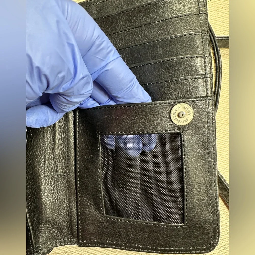 Black Pebble Wilsons Leather Organizer Crossbody Purse Adjustable Shoulder Strap - Picture 8 of 12